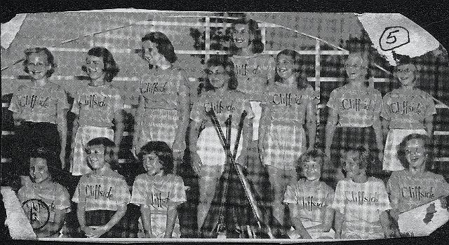 5.jpg - 6th from left on front row - Barbara West