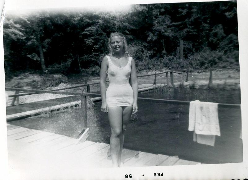 5.jpg - Counselor Naomi at the Carlisle Dam lake on Blue Creek